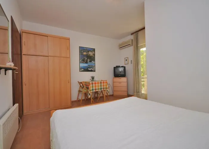 Apartamento Slavica Uble